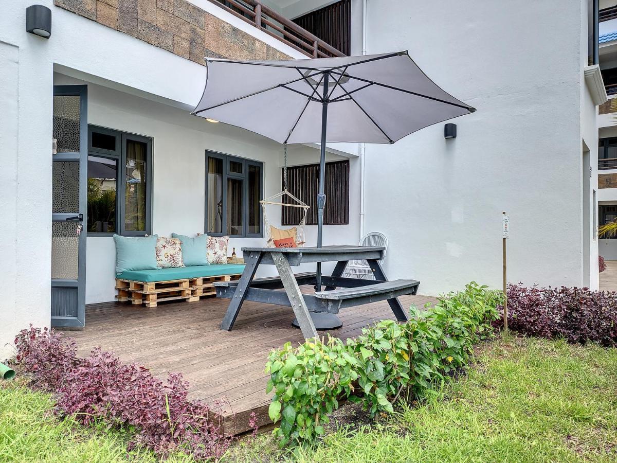 Sunkissed - Brand New Beach Apartment Located 50M From Beach Flic en Flac Luaran gambar