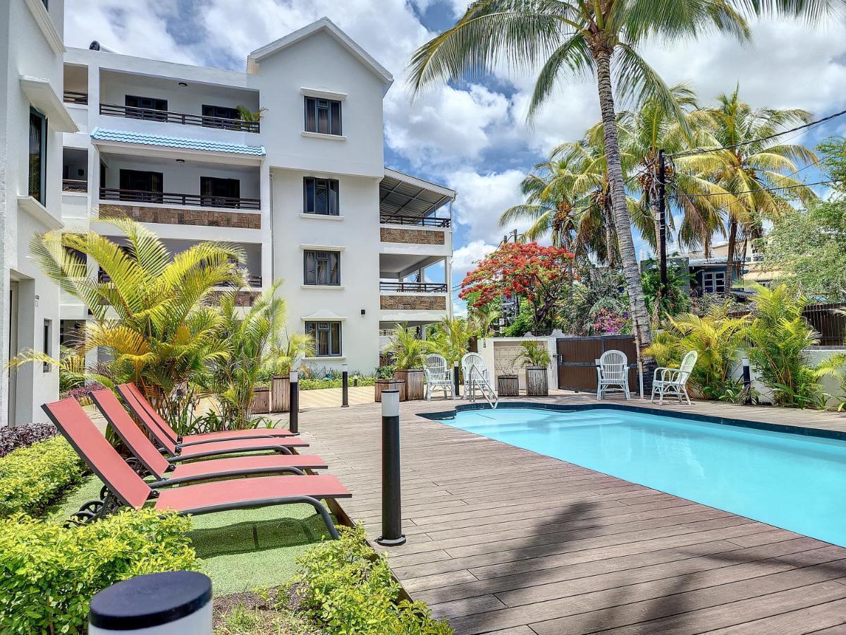Sunkissed - Brand New Beach Apartment Located 50M From Beach Flic en Flac Luaran gambar