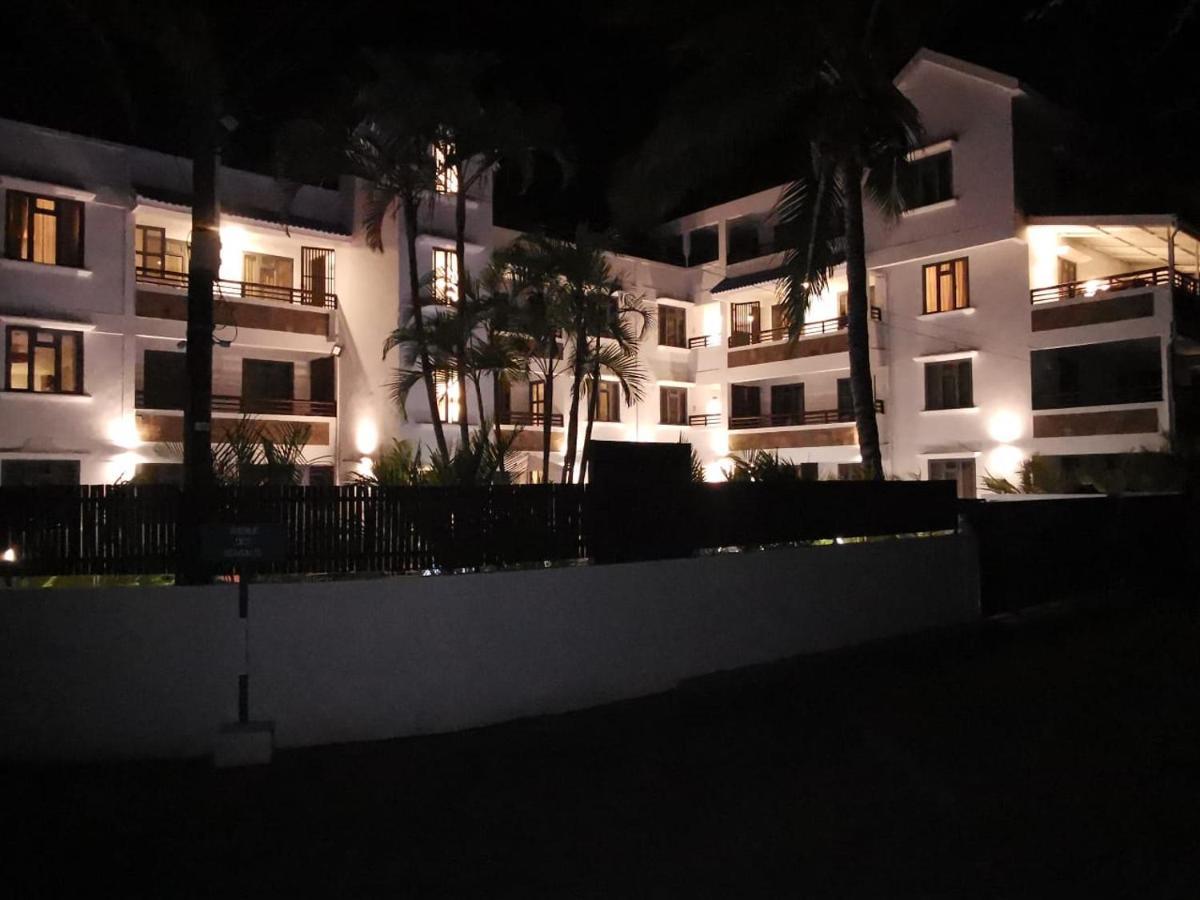Sunkissed - Brand New Beach Apartment Located 50M From Beach Flic en Flac Luaran gambar