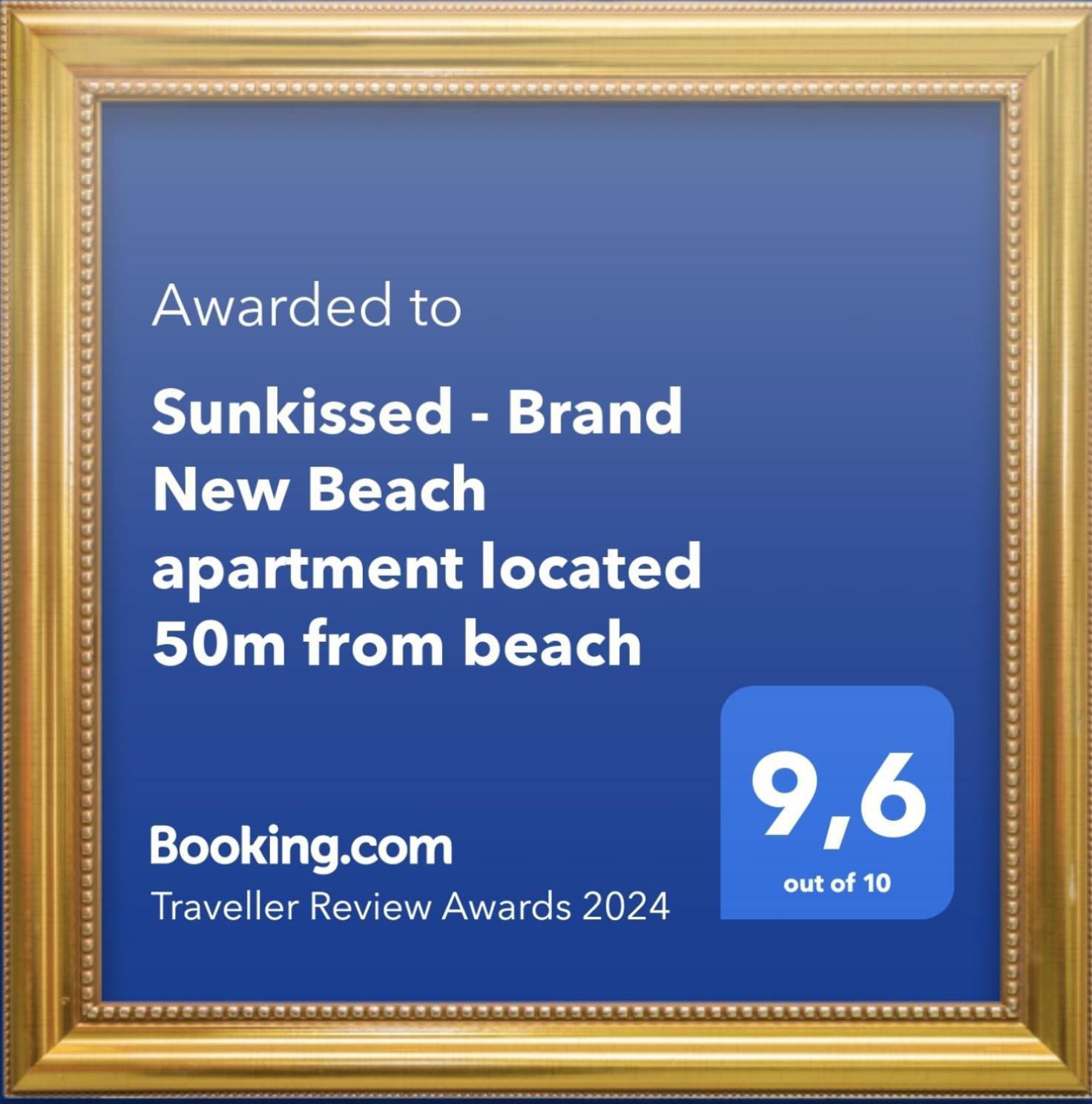 Sunkissed - Brand New Beach Apartment Located 50M From Beach Flic en Flac Luaran gambar